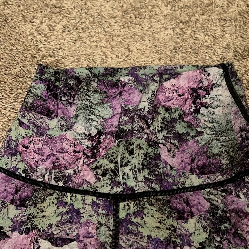 Lululemon Wunder Under Hi-Rise Tight (Nulux 28")
Vivid Vision - Picture 5 of 7